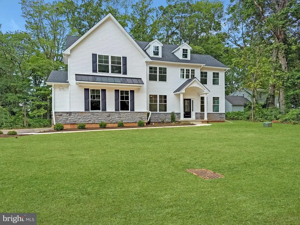 1823 N Line St, HATFIELD