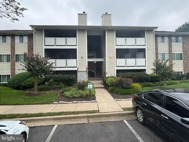 12201 Peach Crest Dr #901d, Germantown