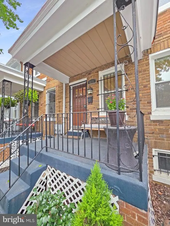 611 Morton Pl Ne, Washington