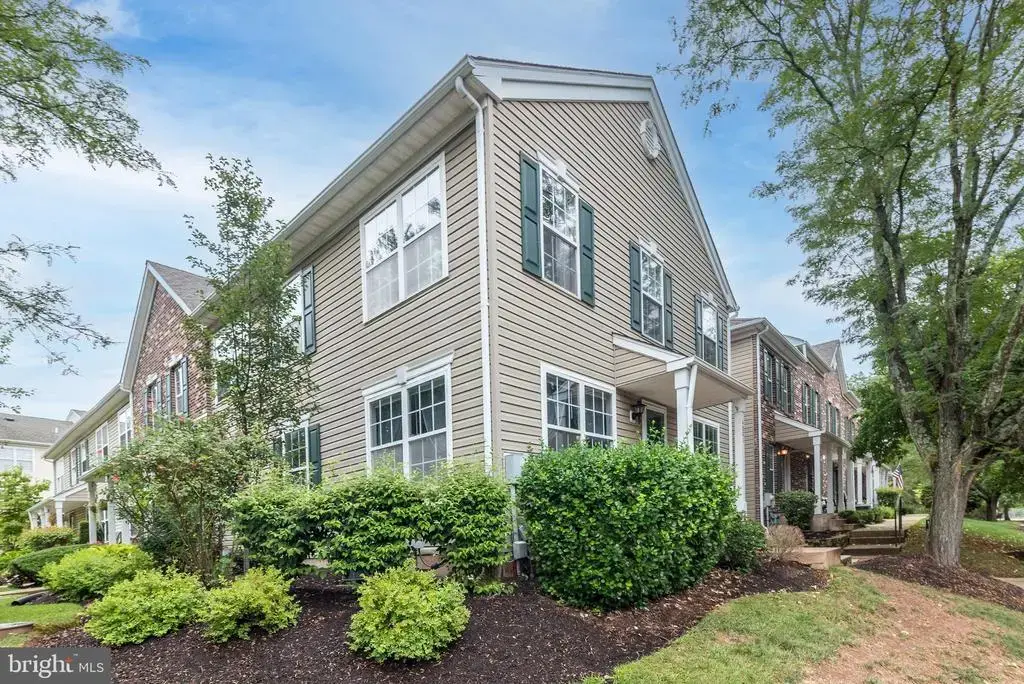 4001 Captain Molly Cir, DOYLESTOWN