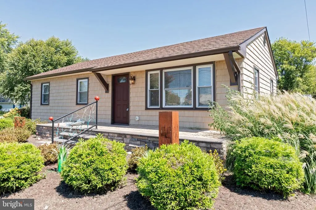 10 N Park St, EASTON