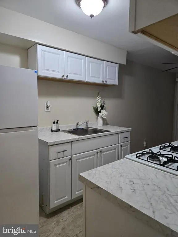 3432 Ashfield Ln #b, PHILADELPHIA