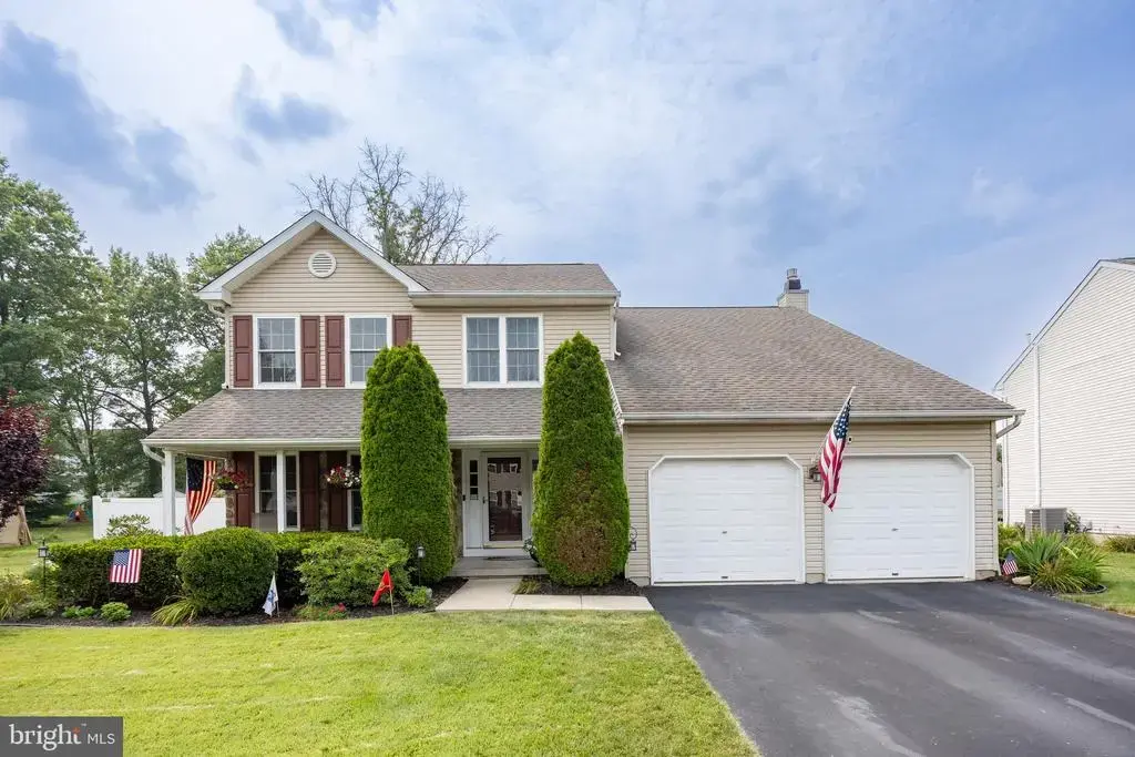 75 Fairway Ct, QUAKERTOWN