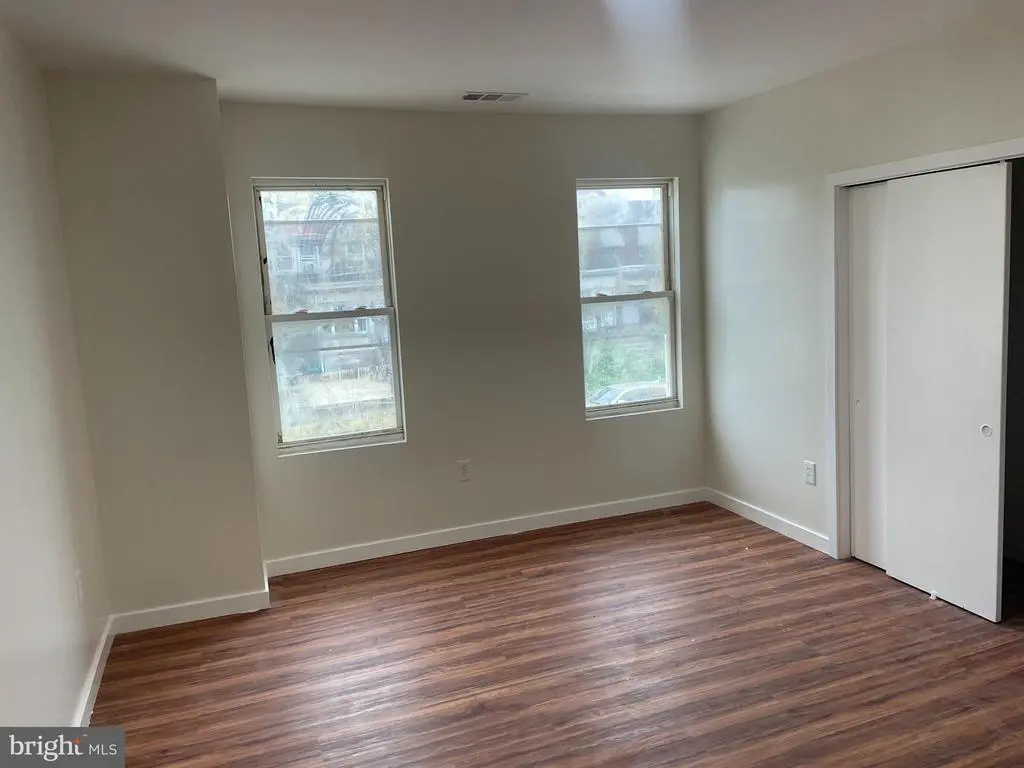 7028 Elmwood Ave, PHILADELPHIA