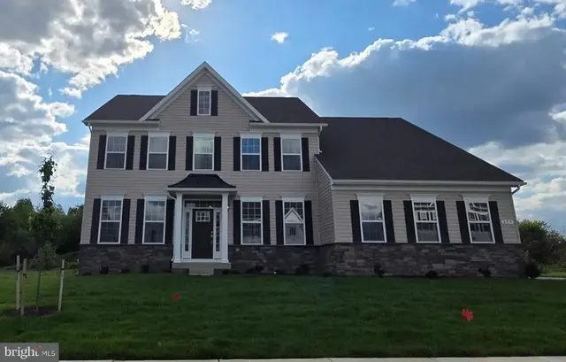 889 Brookfield Drive, Dover