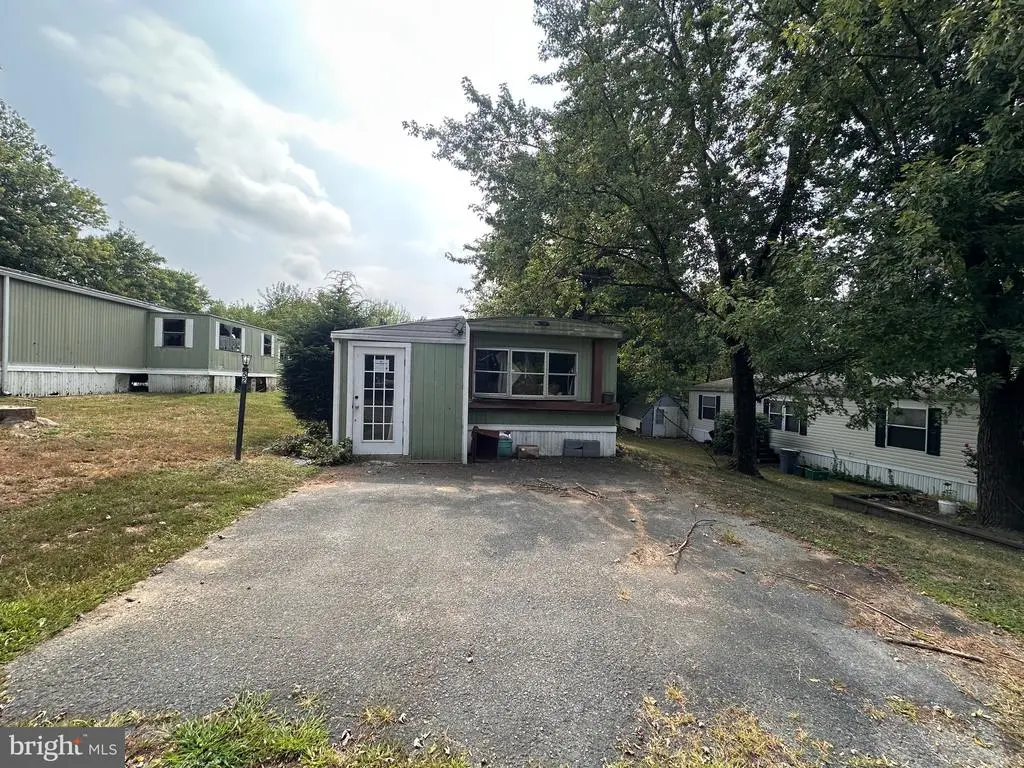 52 Buckeye Ln, CARLISLE