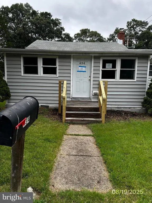 434 Salisbury Rd, EDGEWATER