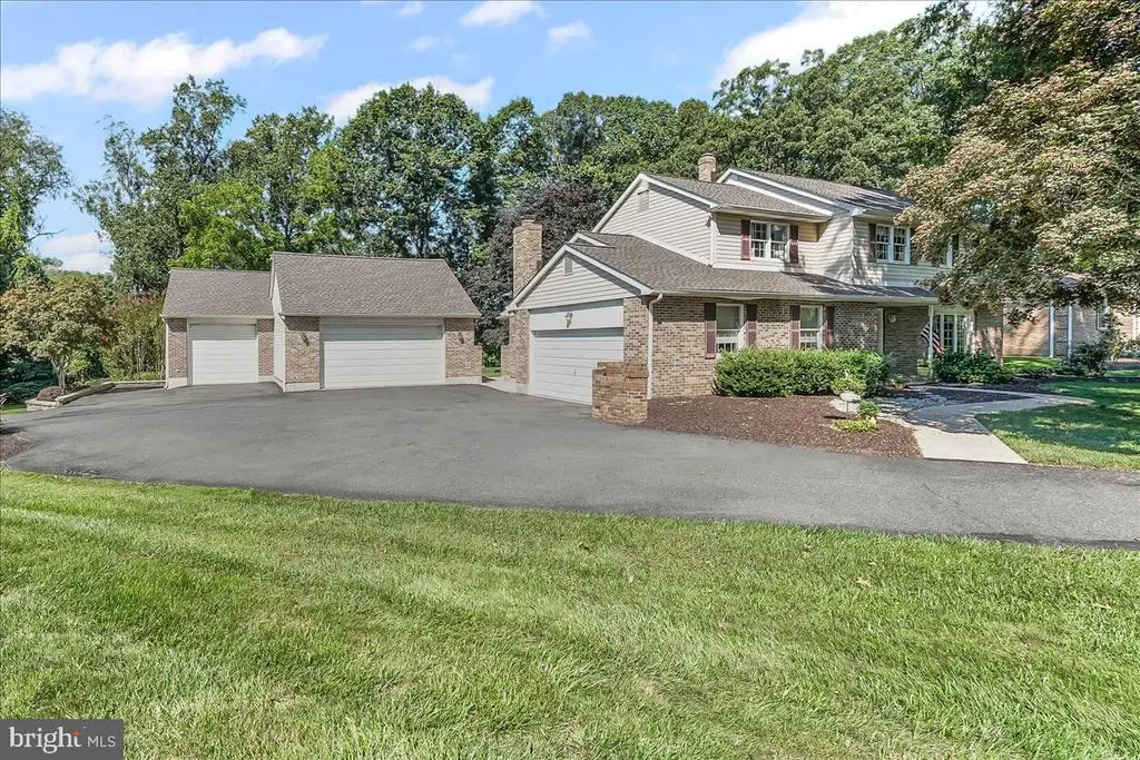 230 Tree Top Ln, Hockessin