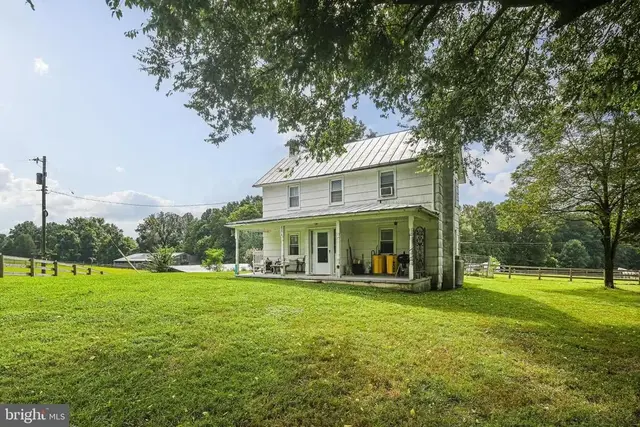 4274 Hawthorne Farms Rd, Harwood