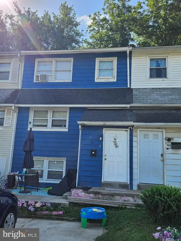 42 Oakmont Dr, NEW CASTLE