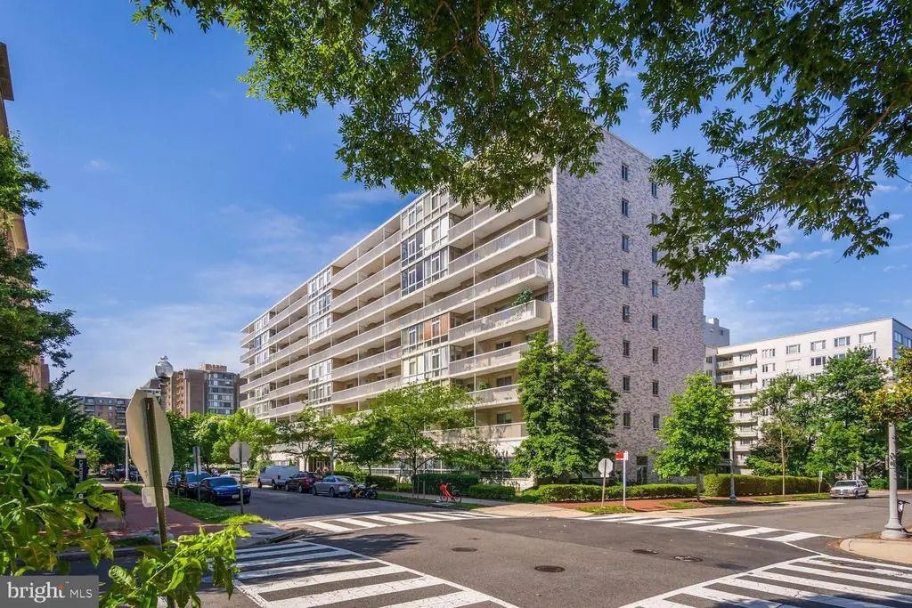 730 24th St Nw #906/907, WASHINGTON