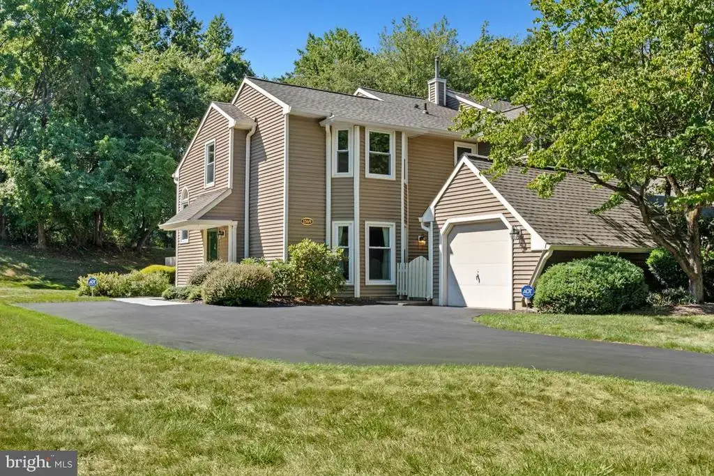 1569 Applewood Cir, YARDLEY