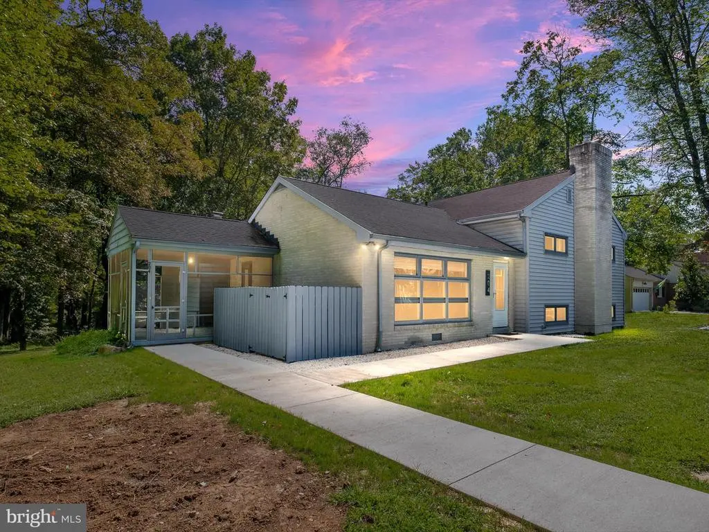 204 Jupiter Rd, NEWARK