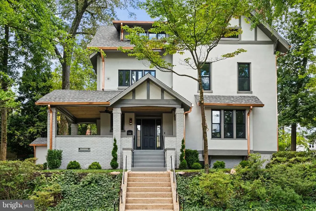 3748 Huntington St Nw, WASHINGTON