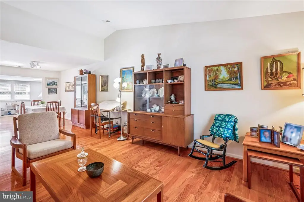 3613 Edelmar Ter #131-b, SILVER SPRING