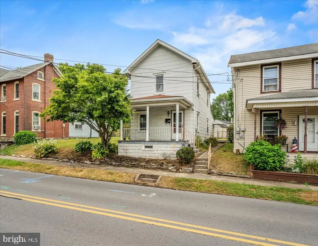 521 Shakespeare Ave, MILTON