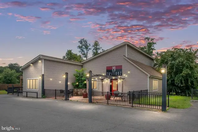 3800 Shelby Rd, Madison