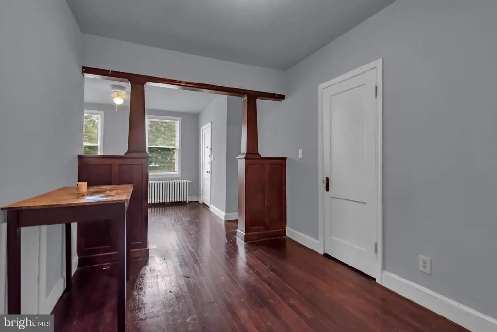 195 35th St Ne, WASHINGTON