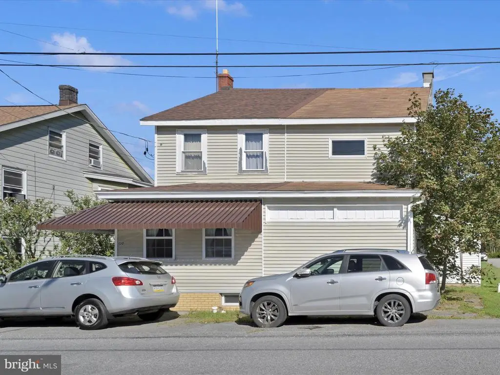 132 Hazle St, Delano