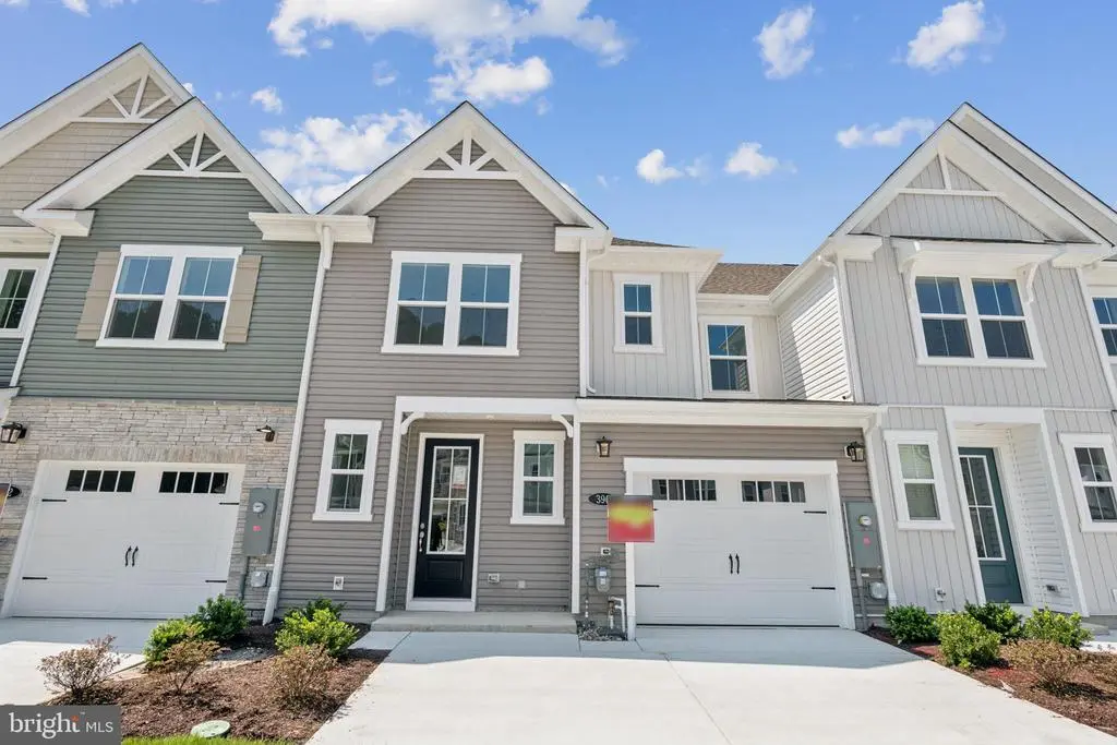 390 Scranton Ln, Ocean View