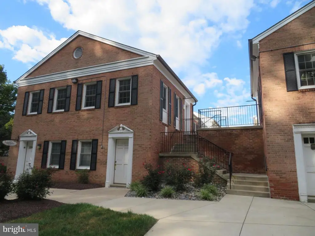 3231 Superior Ln #a27, Bowie