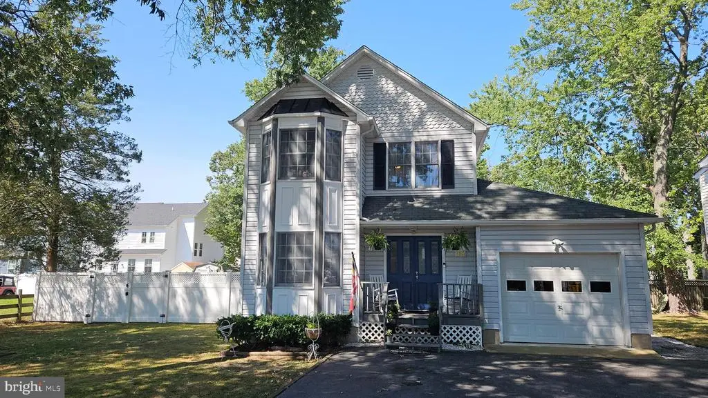 1192 Oak Ave, Shady Side