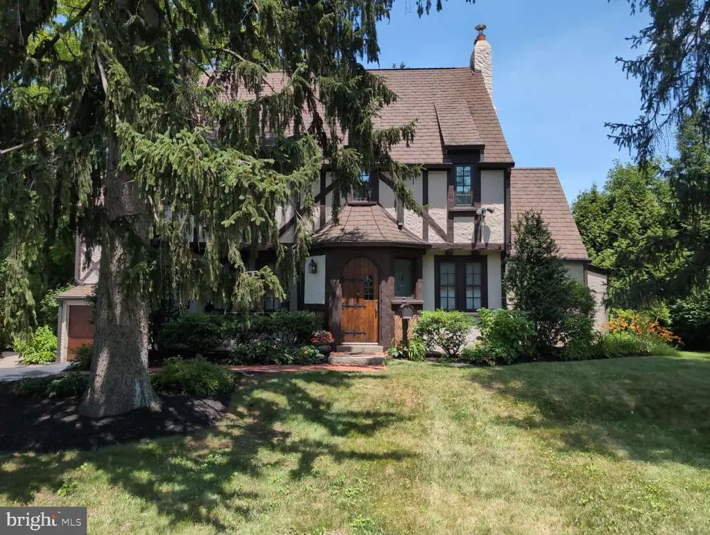 273 Strafford Ave, WAYNE