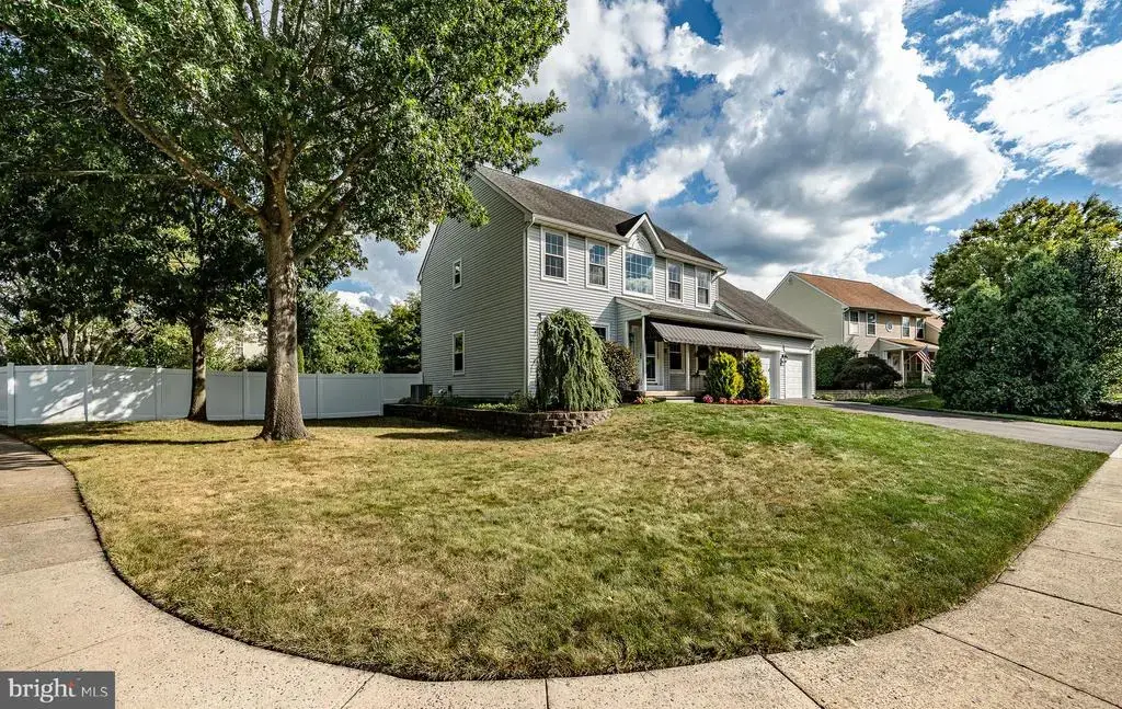1920 Fawn Ln, QUAKERTOWN