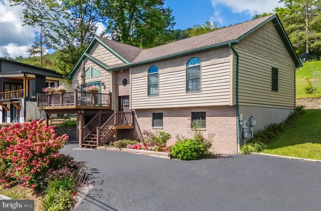 592 Marsh Hill Rd, MC HENRY