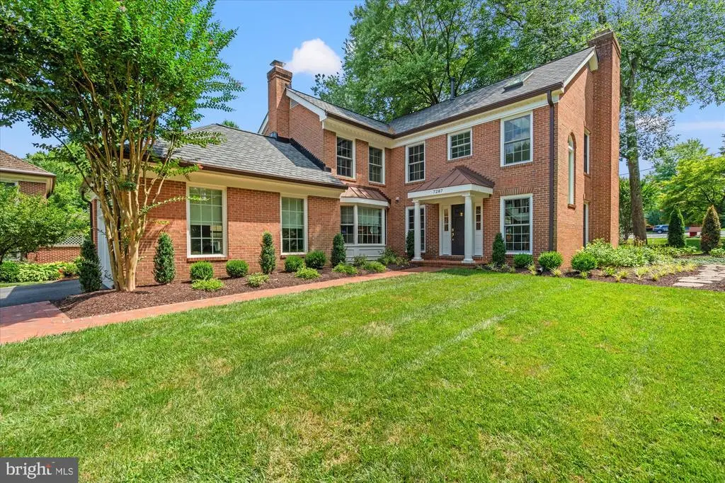 7287 Evans Mill Rd, MCLEAN