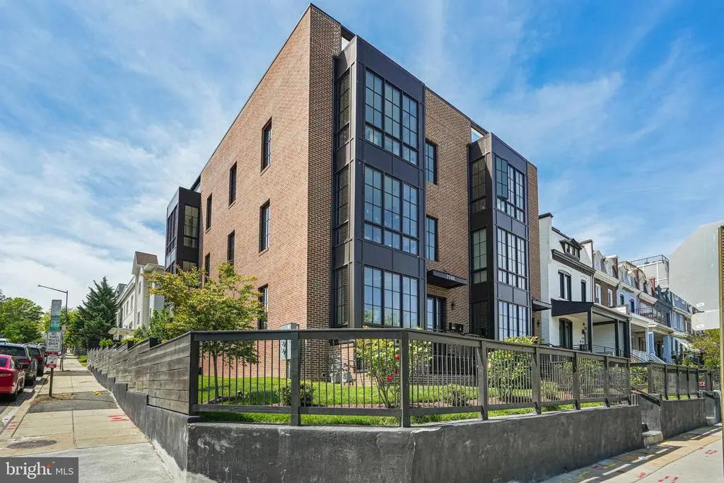 2100 4th St Ne #1, WASHINGTON