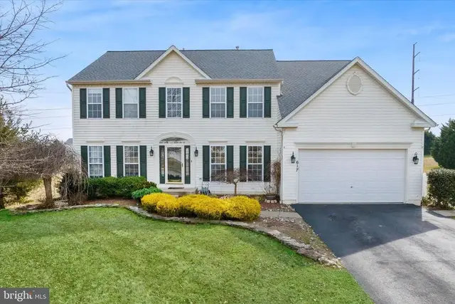 617 Corbit Dr, Middletown