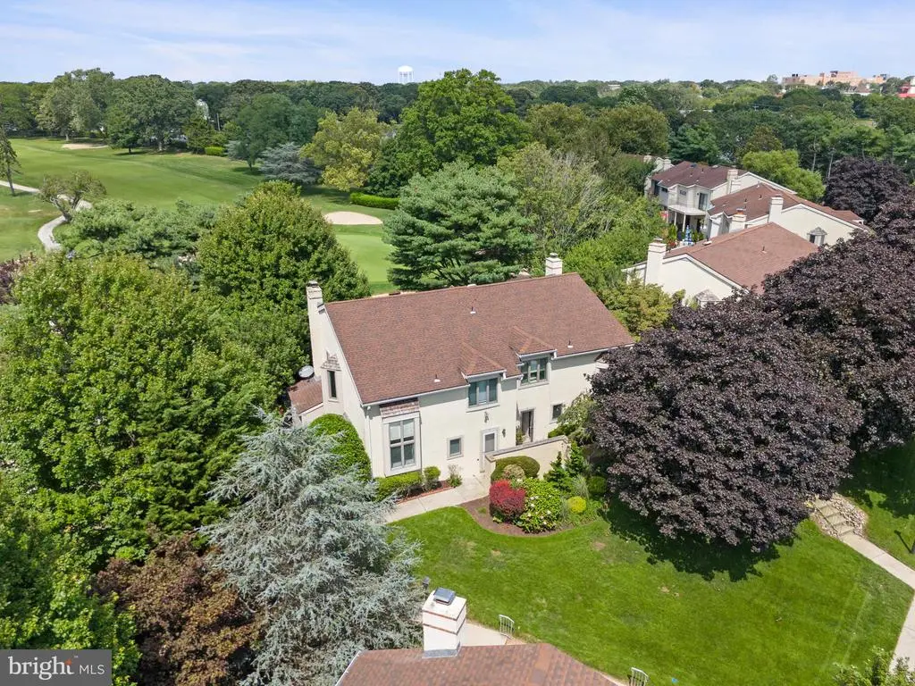 18 Greate Bay Dr, SOMERS POINT