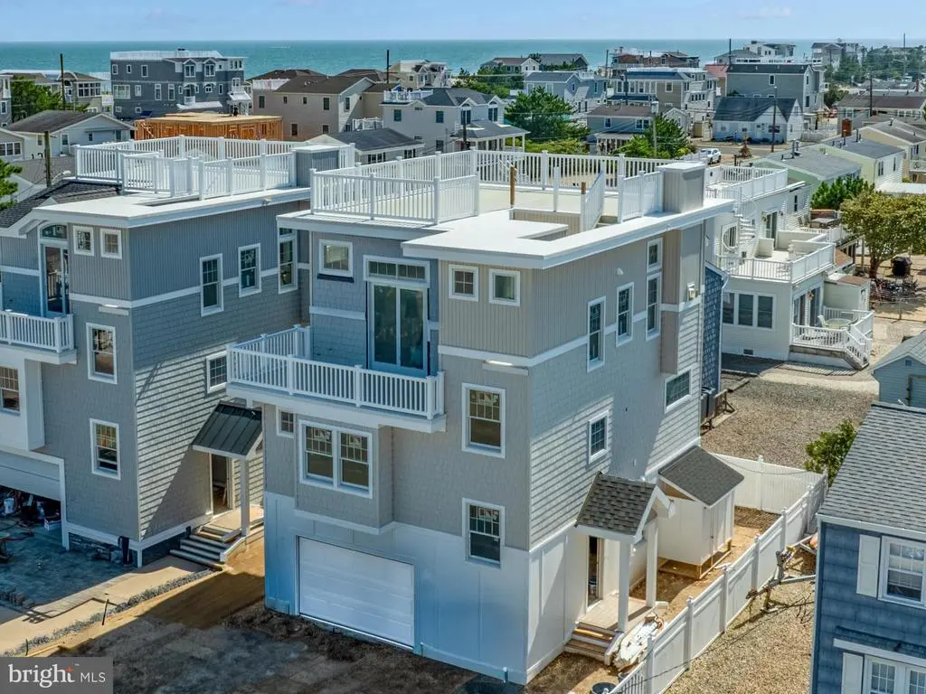 10-b W Marshall Ave, LONG BEACH TOWNSHIP