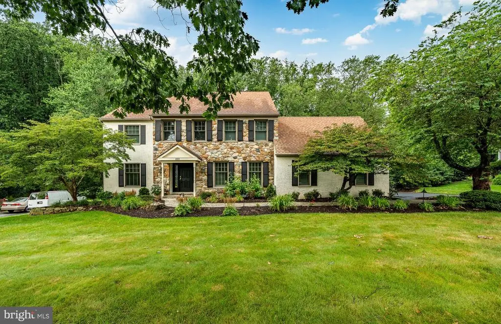 223 Cheshire Cir, WEST CHESTER