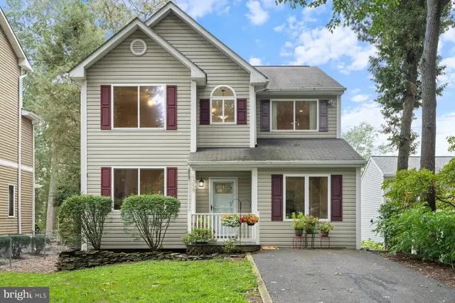 359 Valley Stream Rd N, Severna Park