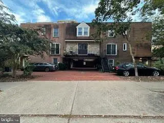 1527 N Colonial Ter #b, Arlington