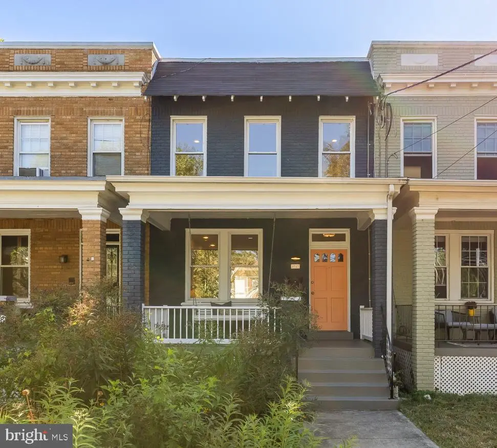 3727 18th St Ne, WASHINGTON