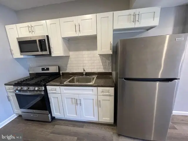 2088 E Clementine St, PHILADELPHIA