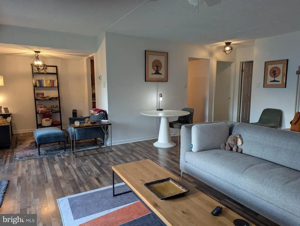 22 Hermitage Dr, NEW HOPE