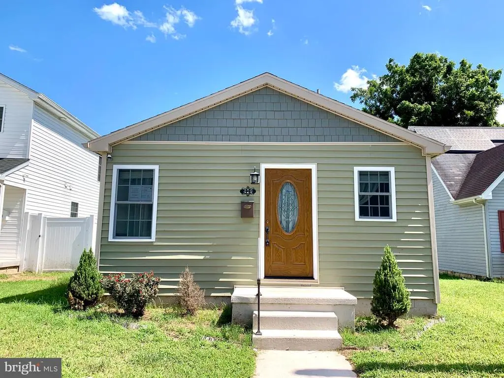 429 North St, Milford