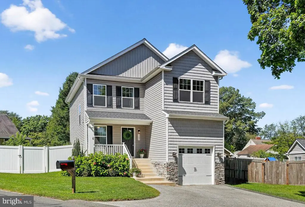 322 Alameda Pkwy, Arnold