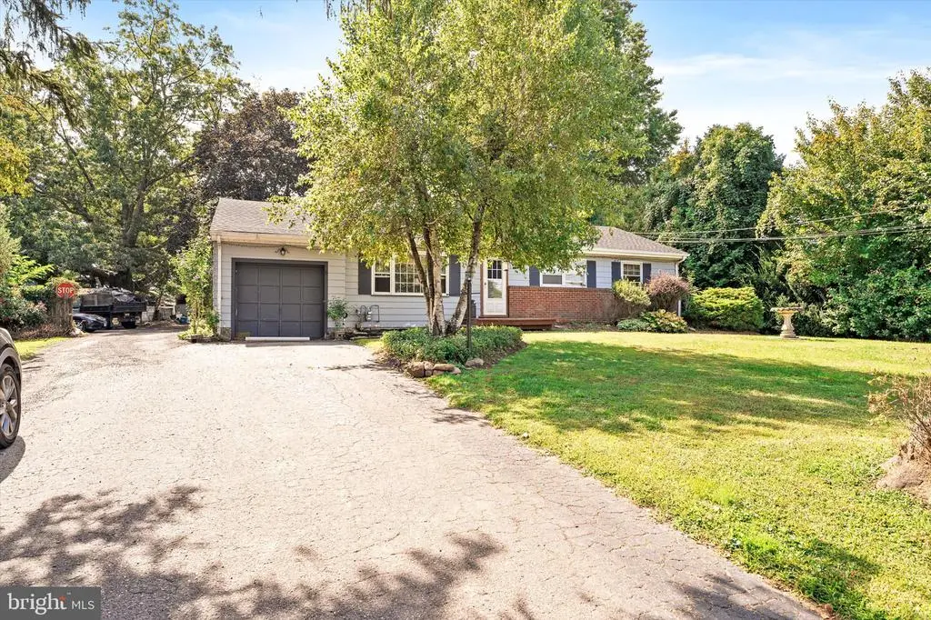 75 Bordentown Crosswicks Rd, CROSSWICKS