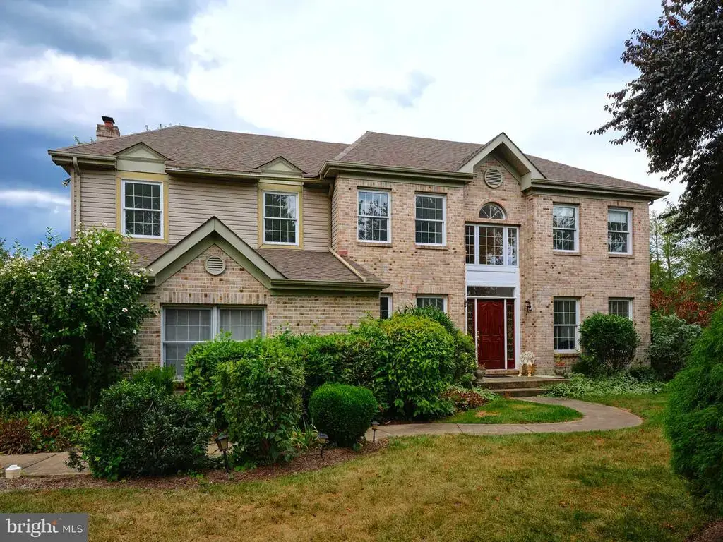 15 Riverstone Cir, NEW HOPE
