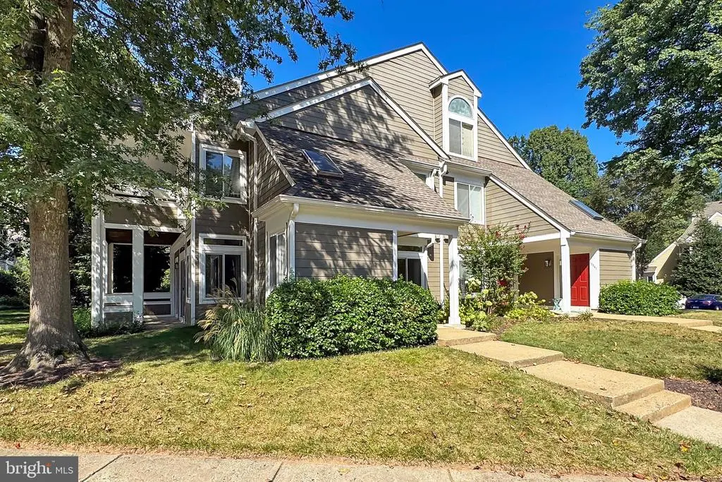 12253 Fort Buffalo Cir #481, FAIRFAX