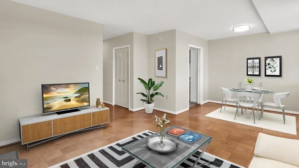 10401 Grosvenor Pl #1107, North Bethesda