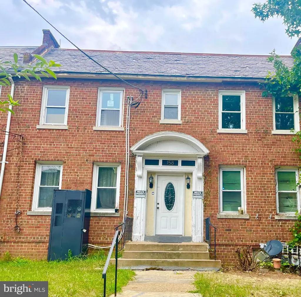158 36th St Ne, WASHINGTON