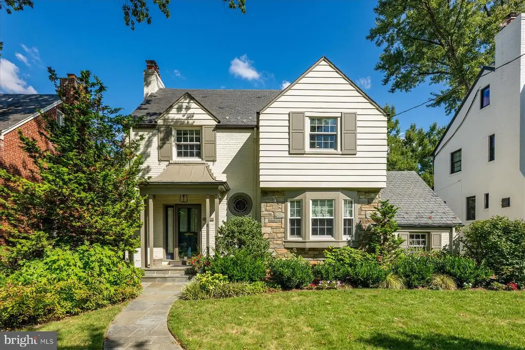 4337 Verplanck Pl Nw, WASHINGTON