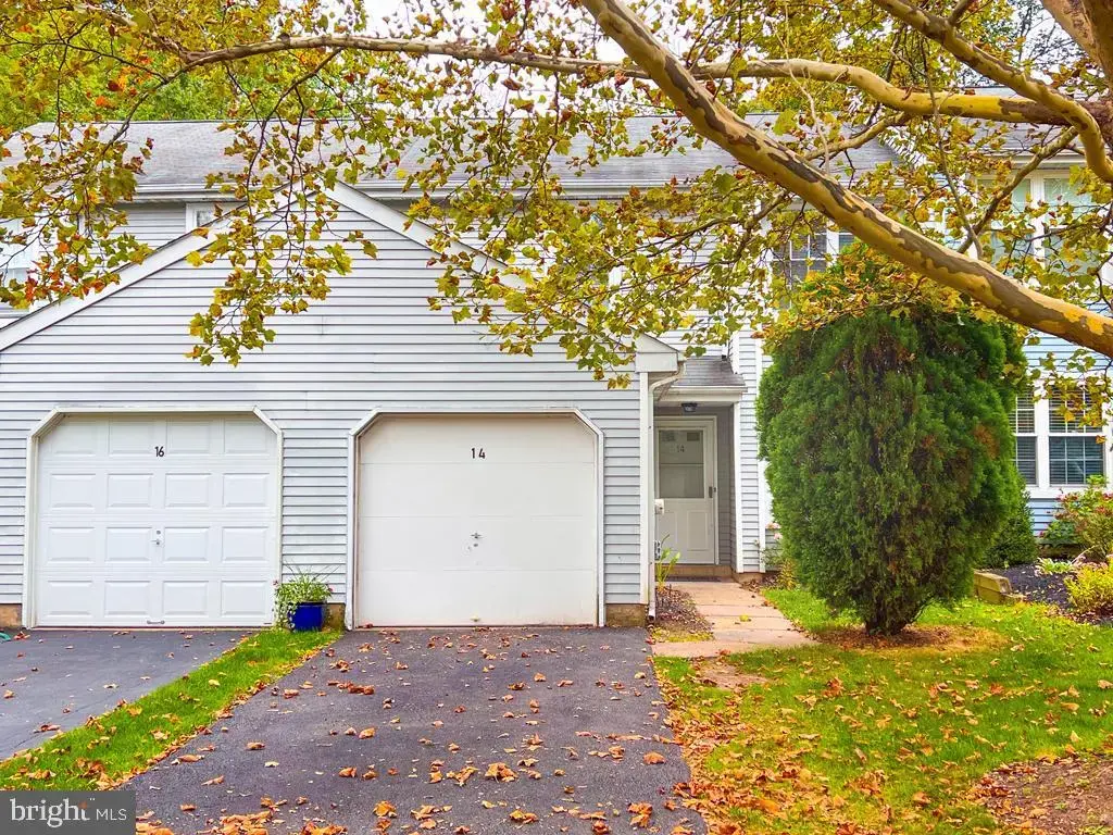 14 Carousel Cir, DOYLESTOWN