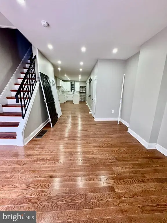 2129 N Natrona St, PHILADELPHIA